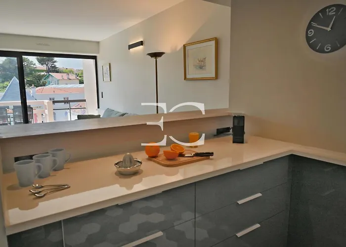 Promo Easy Cles- Superb Flat 300m From The Beach