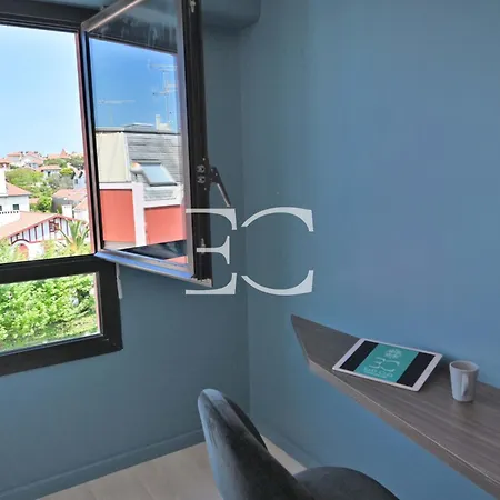 Promo Easy Cles- Superb Flat 300m From The * Μπιαρίτζ