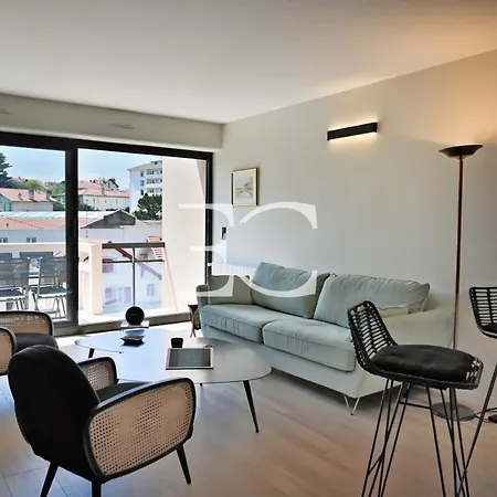 Promo Easy Cles- Superb Flat 300m From The Beach *